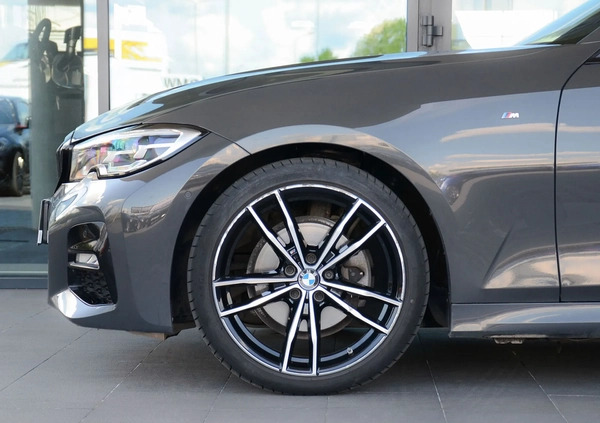 BMW Seria 3 cena 139900 przebieg: 102674, rok produkcji 2019 z Kargowa małe 596